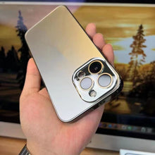 Cargar imagen en el visor de la galería, Cover fuerte con protección para camara de iPhone 14 Pro Max (Simula el celular)
